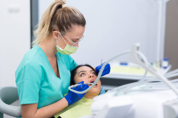 Best Emergency Broken Tooth Repair in Springfield, FL